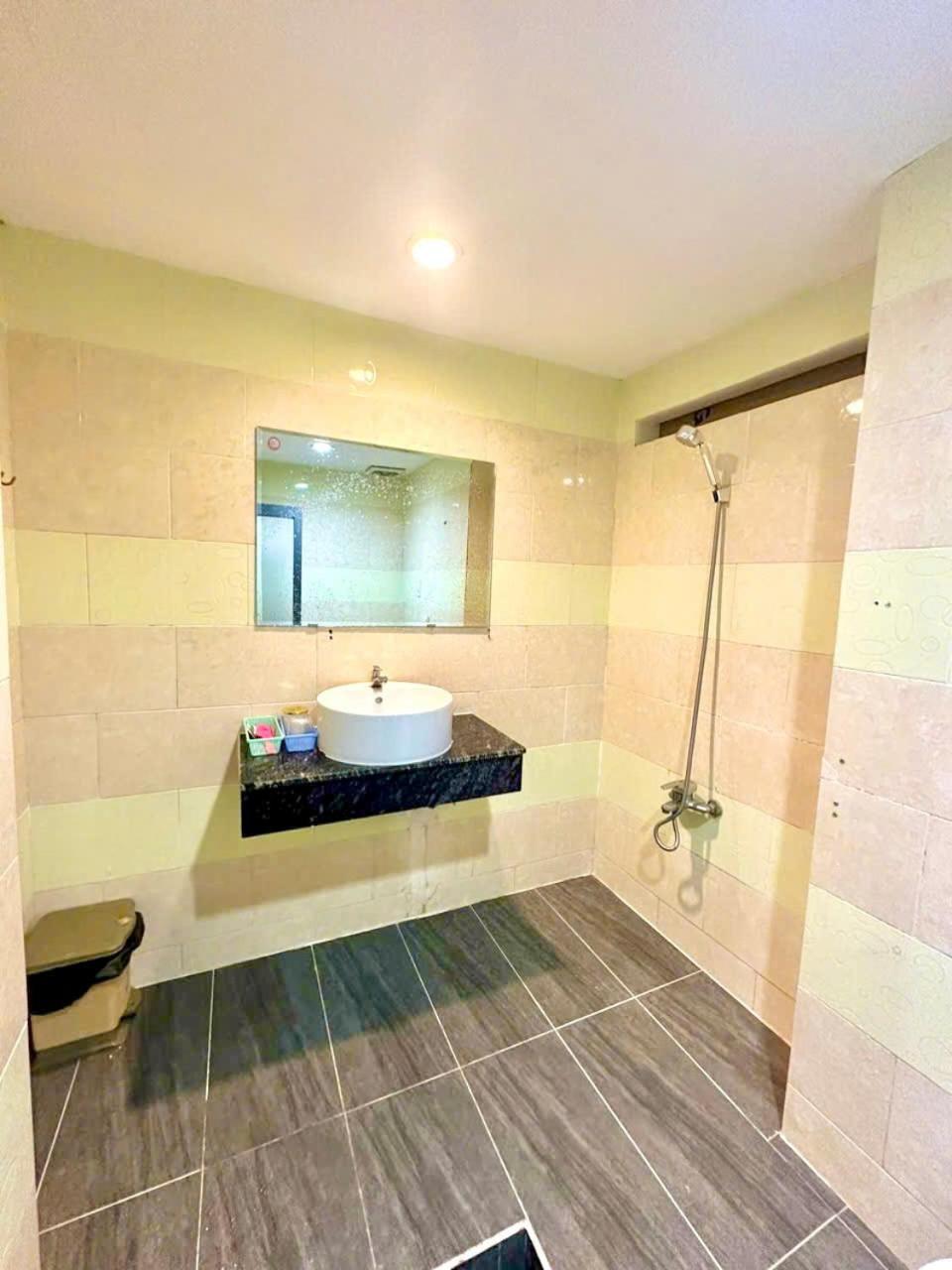 Hoa My Hotel Ho Chi Minh City Bagian luar foto